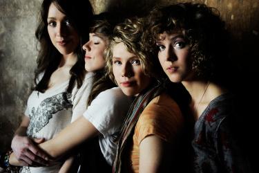 SHEL The sisters of SHEL